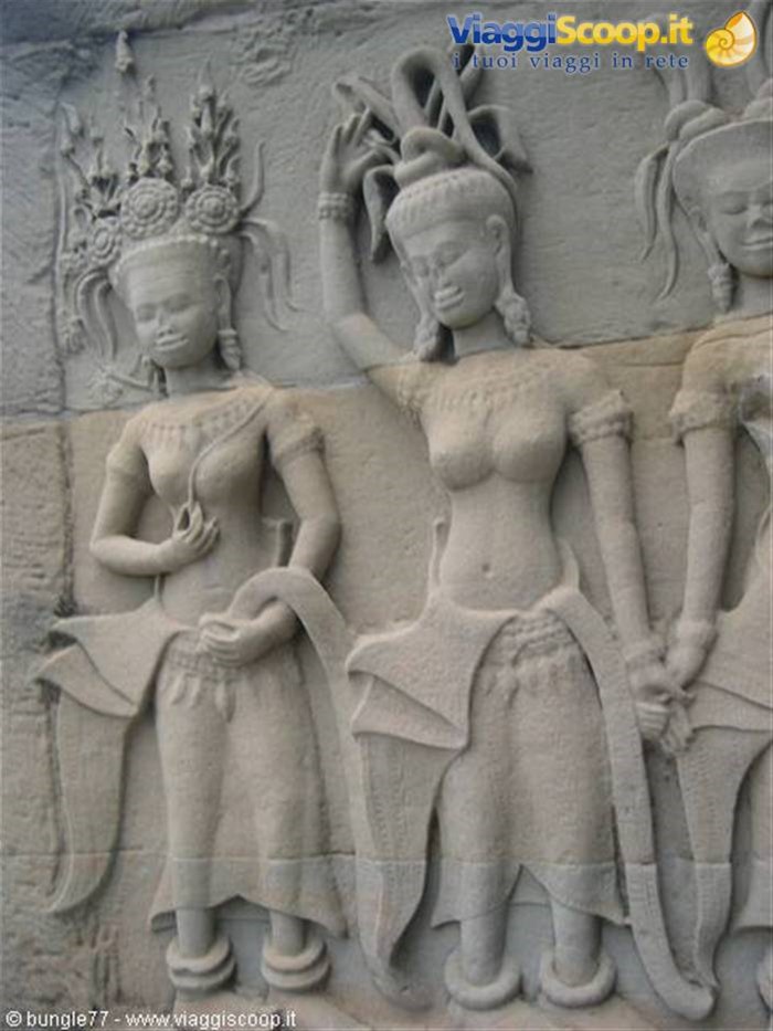 18 - Angkor - Angkor Wat - Donnine