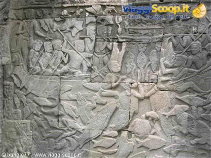 18 - Angkor - Bayon - Bassorilievo