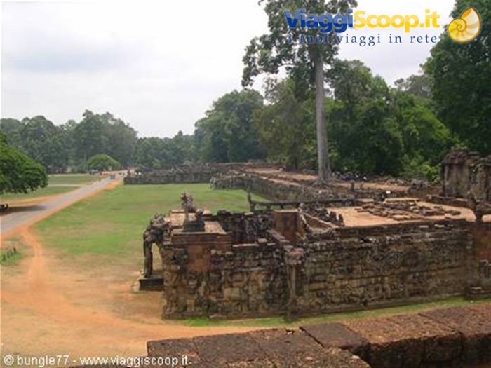 18 - Angkor - Terrazza degli elefanti
