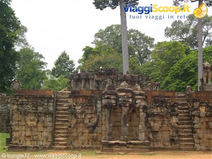 18 - Angkor - Terrazza degli elefanti 2