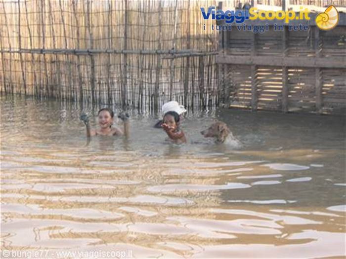 21 - Chong Kneas - Acqua zozza