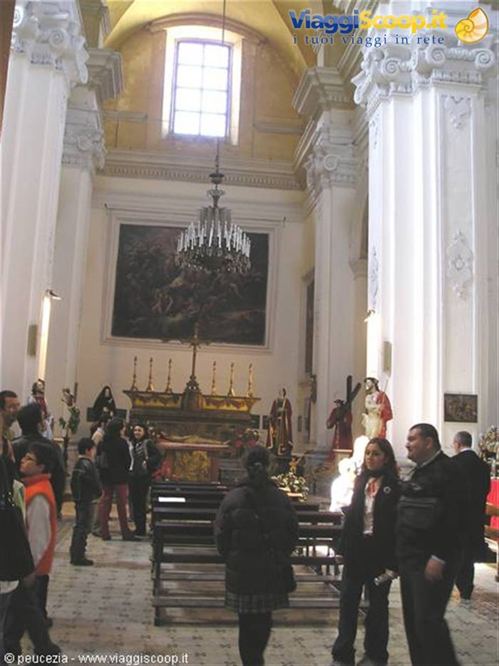 interno di santa Teresa dei Maschi