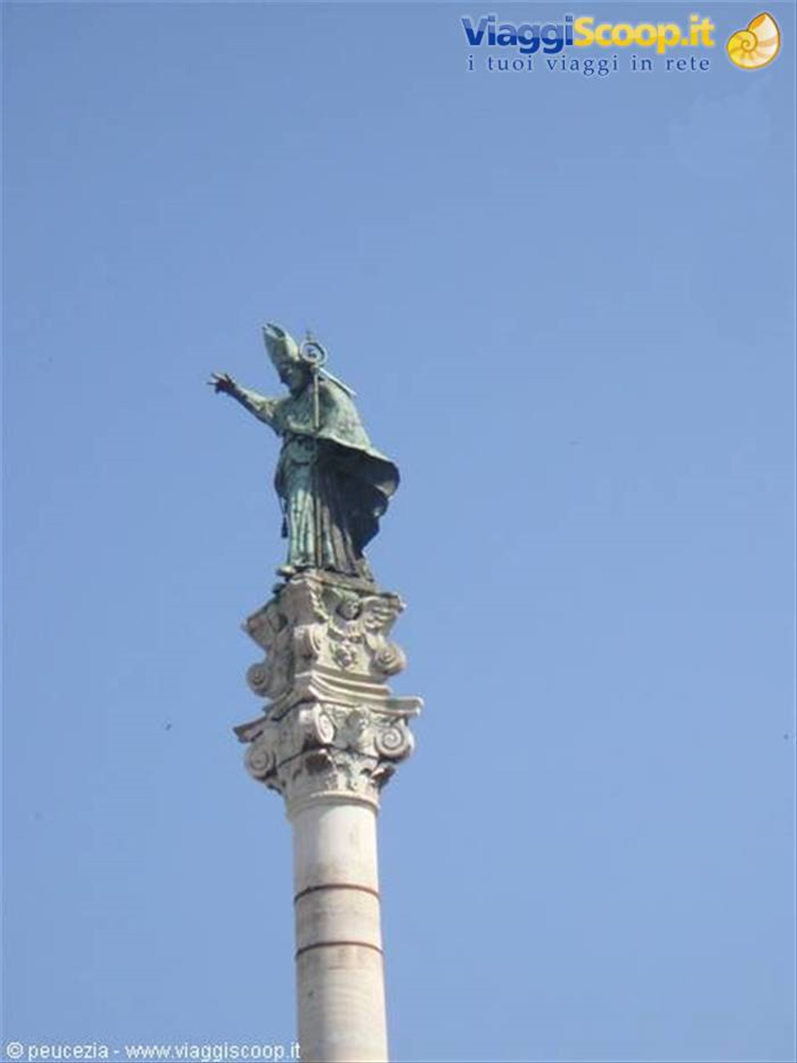 la statua di sant'Oronzo