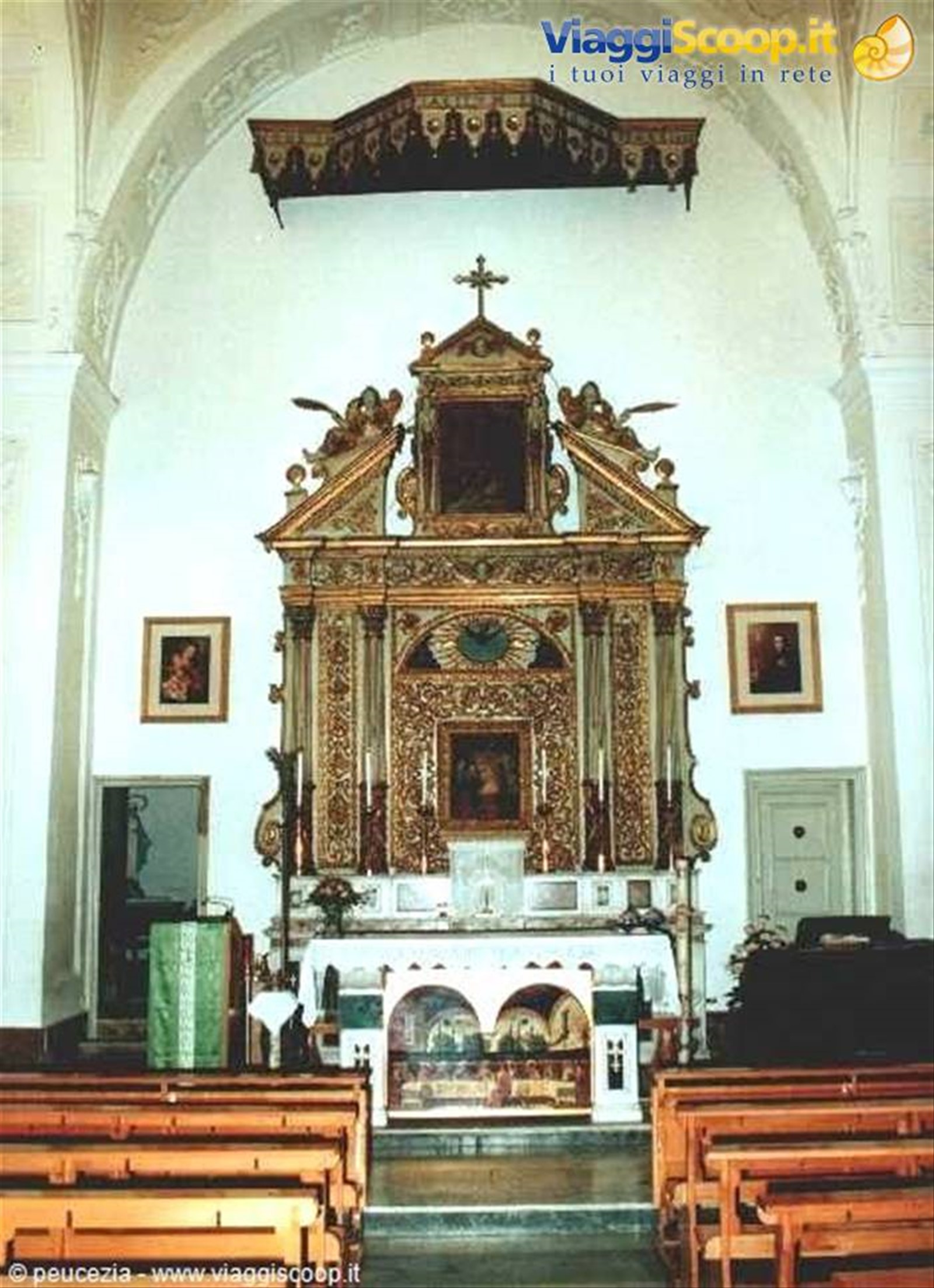 altare maggiore della parrocchia di monteverde