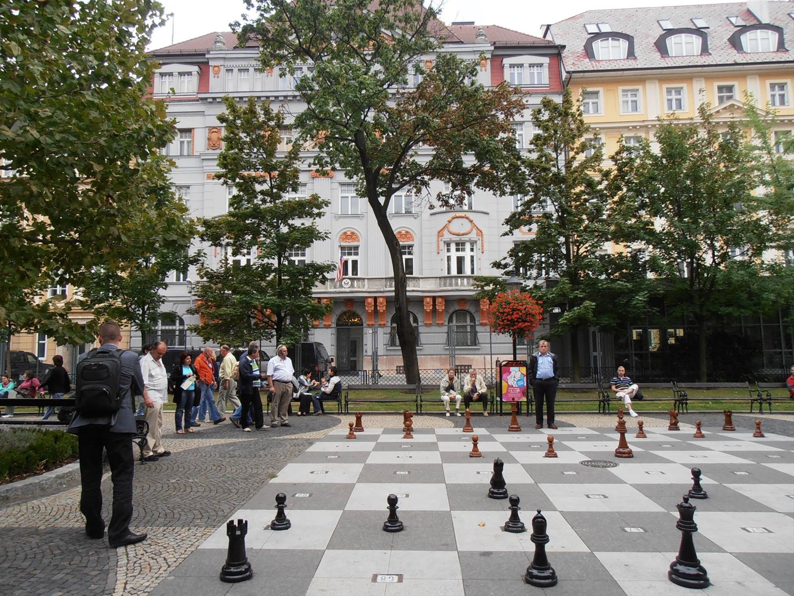 gioco degli scacchi in piazza