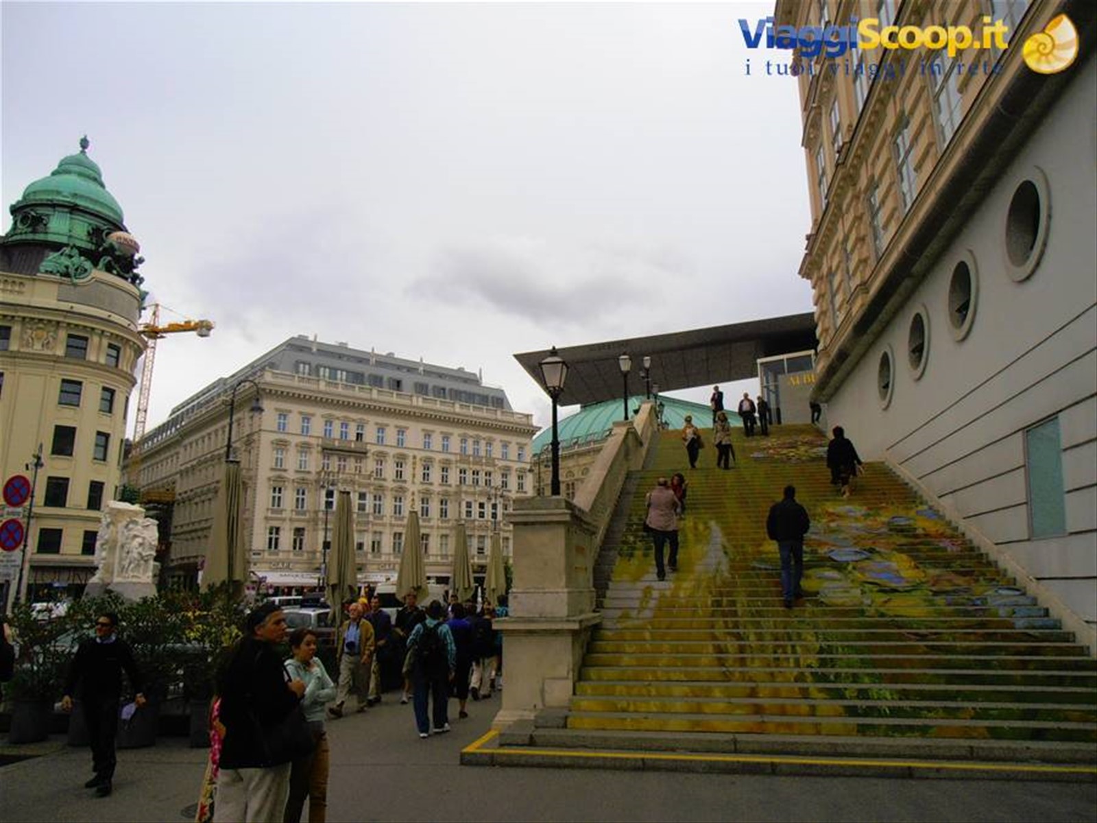 la scalinata del museo Albertina