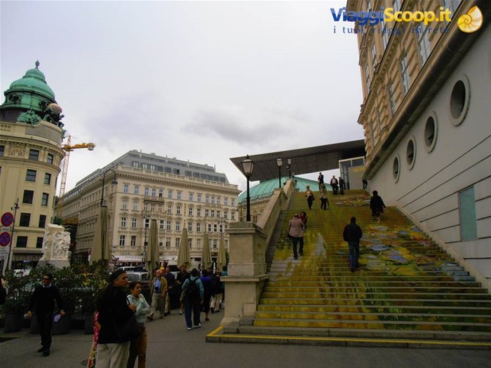 la scalinata del museo Albertina