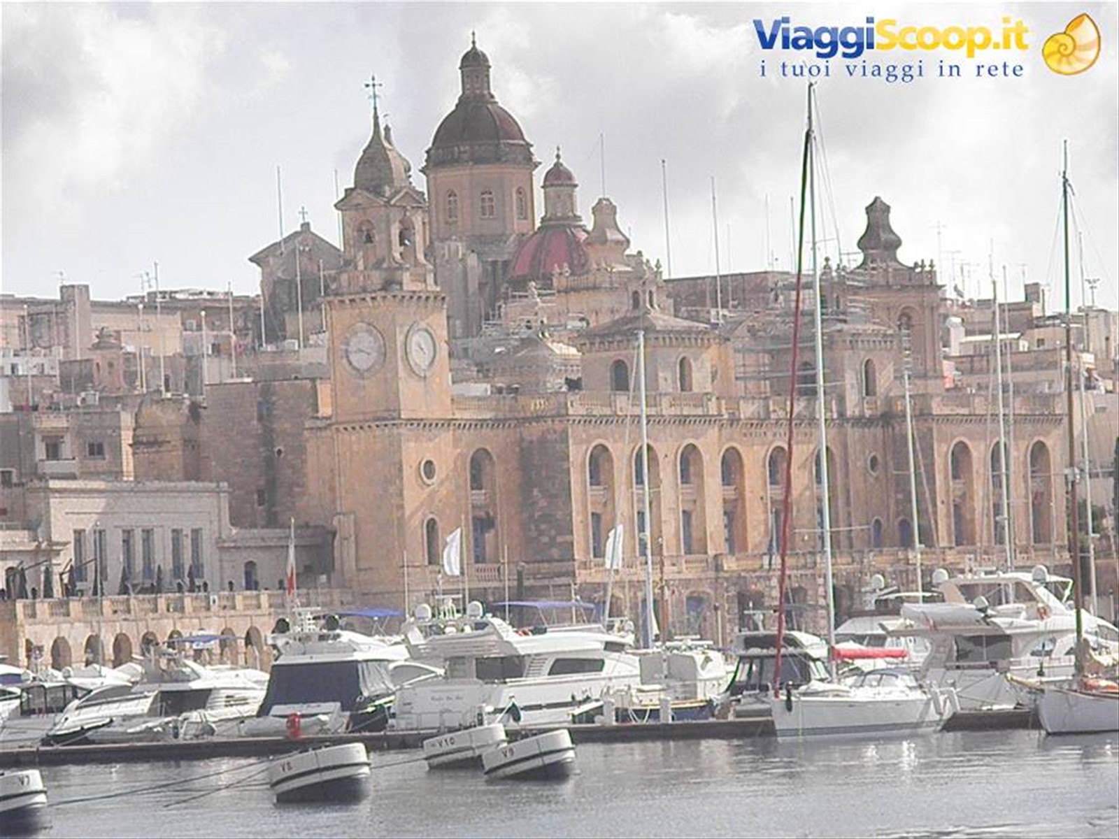 La Co-Cattedrale di Malta dal porto