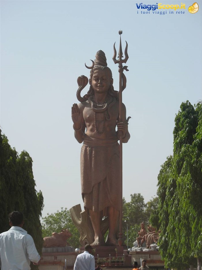 Strada Delhi - Nawalgarh. Shiva