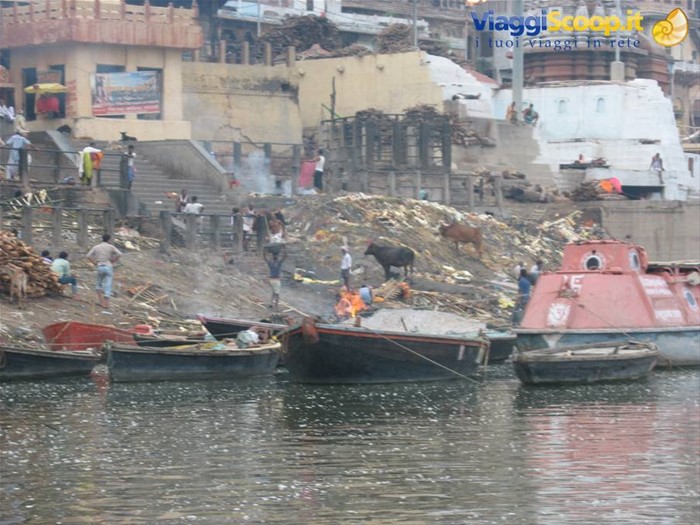 Varanasi - Cremazione sui Ghats