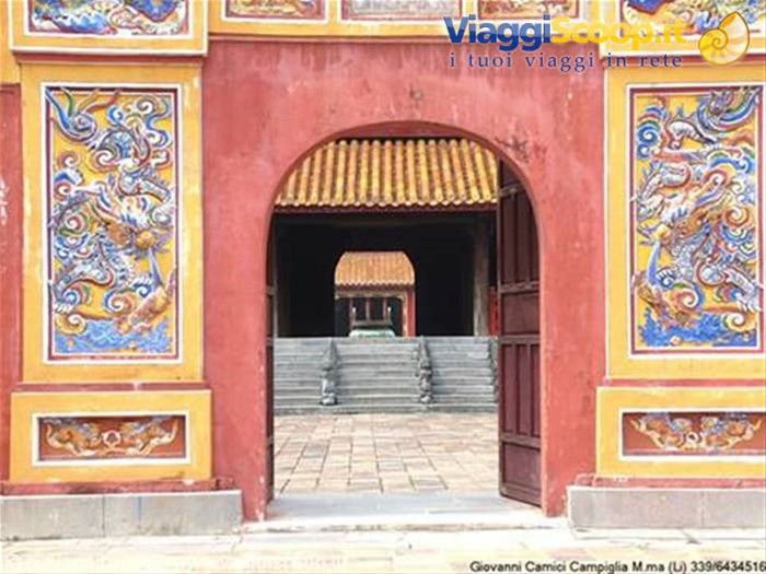 Huè-città imperiale-residenza della regina Dien Th