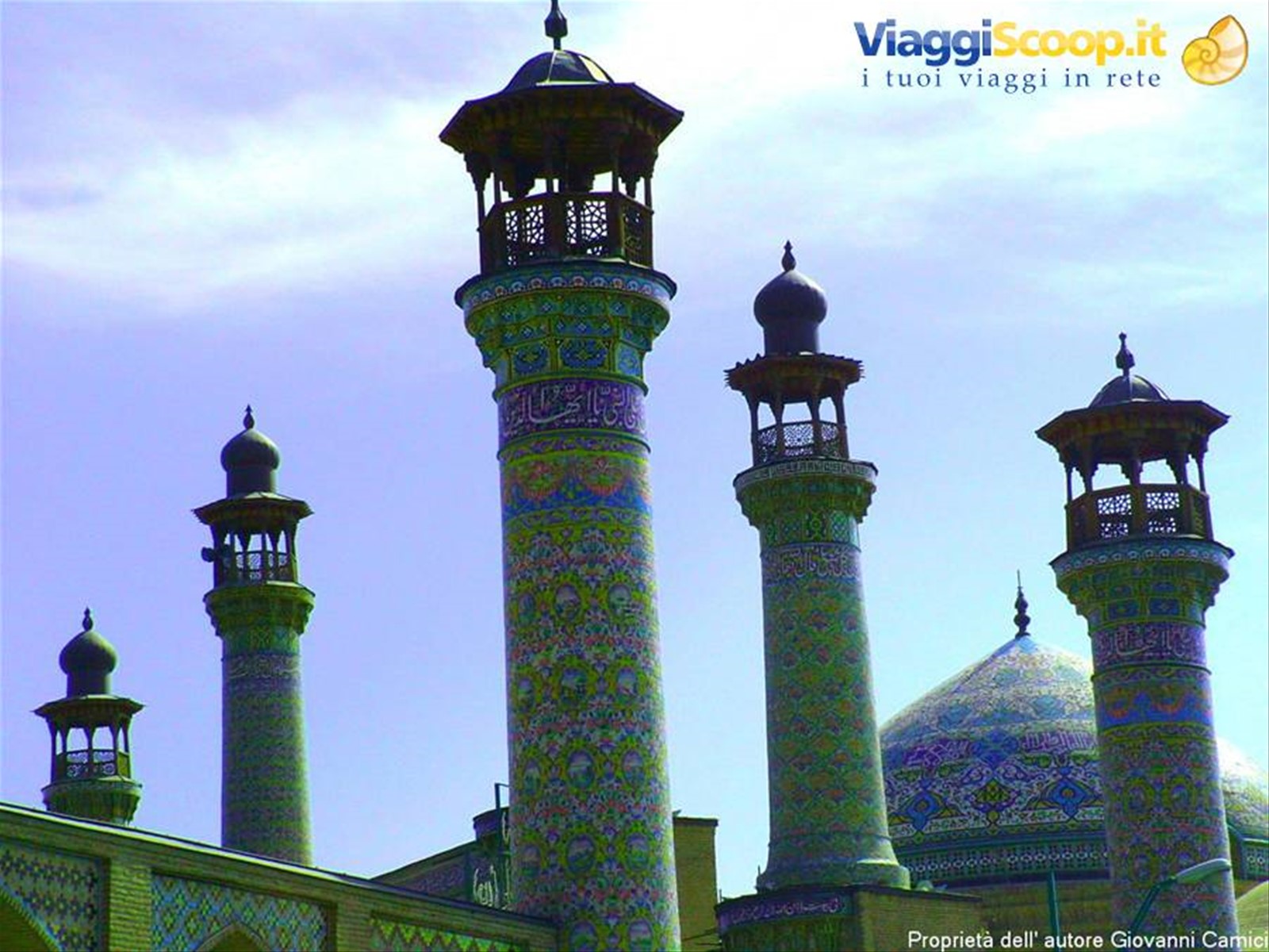 Tehran-minareti della madrasa Sepahsalar