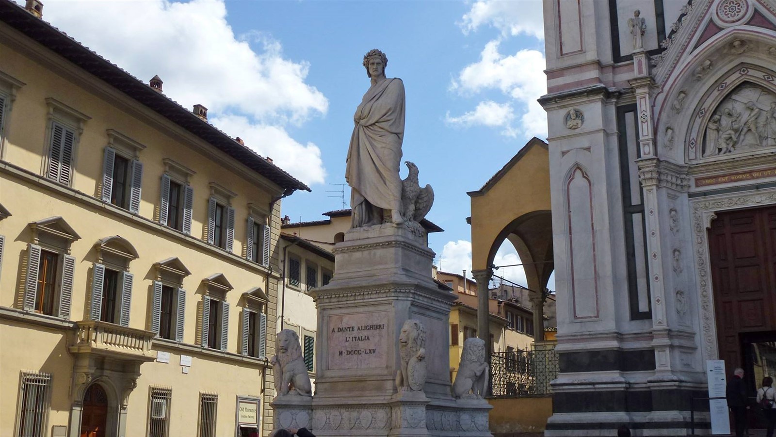 monumento a Dante Alighieri