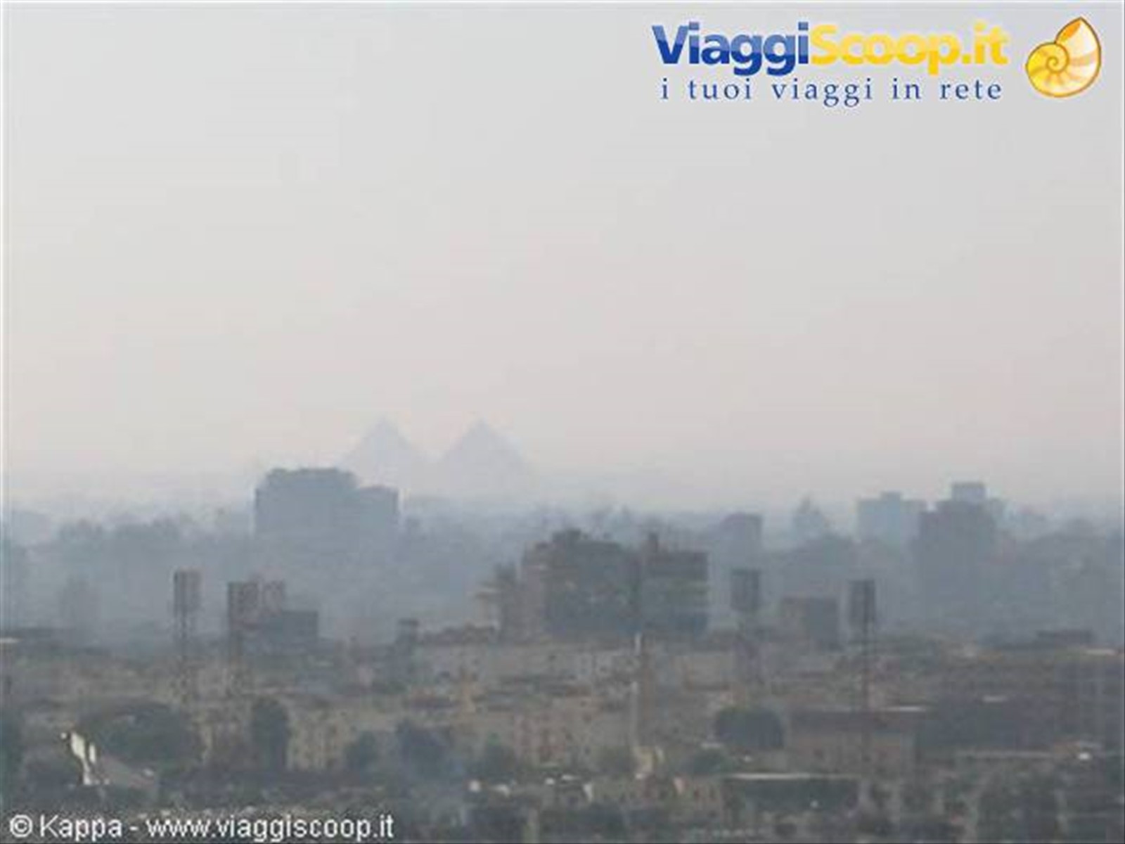 Panoramica del Cairo dalla Cittadella, con la piana di Giaza all'orizzonte