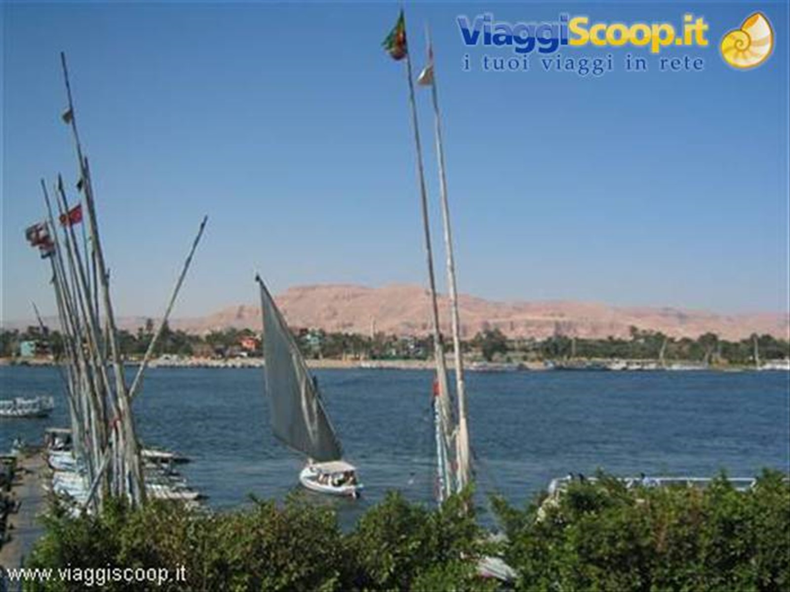 La Valle dei Re vista dalla riva del Nilo a Luxor