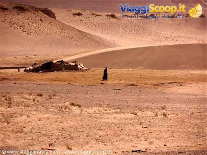 tibetano nel deserto