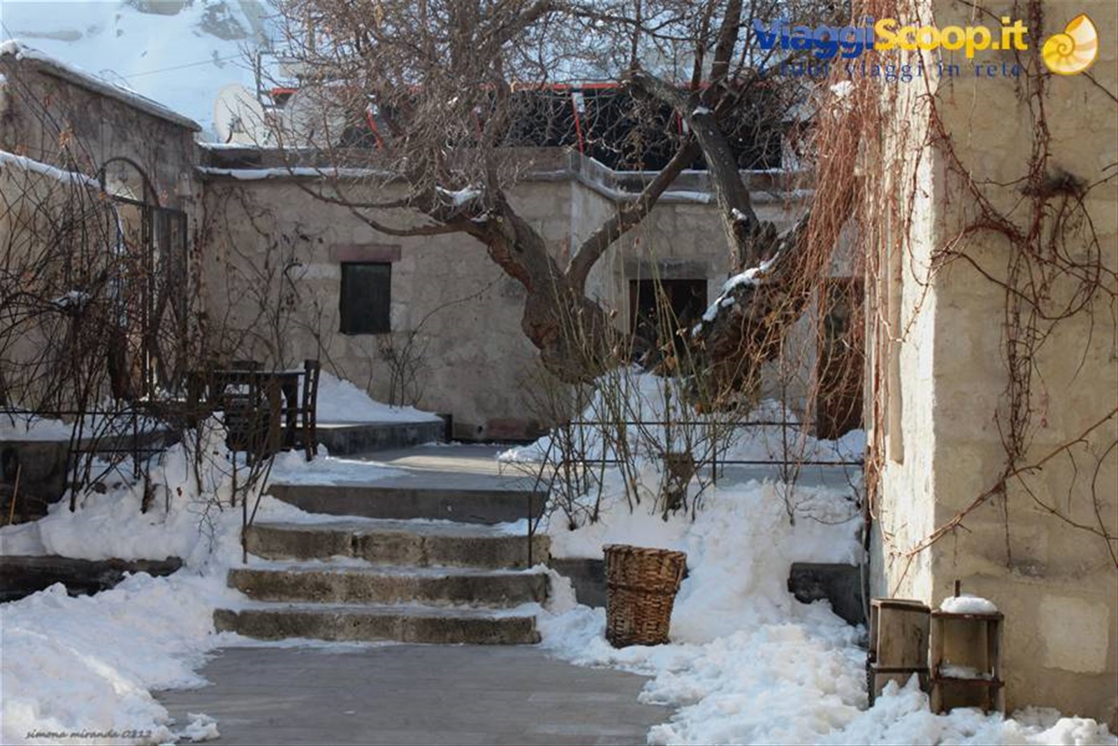 Cortile interno del Dervish Cave House, Goreme