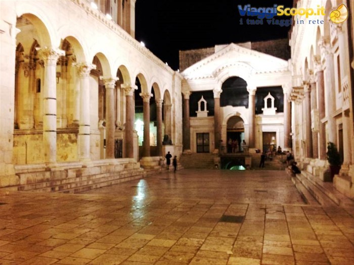 Spalato by night