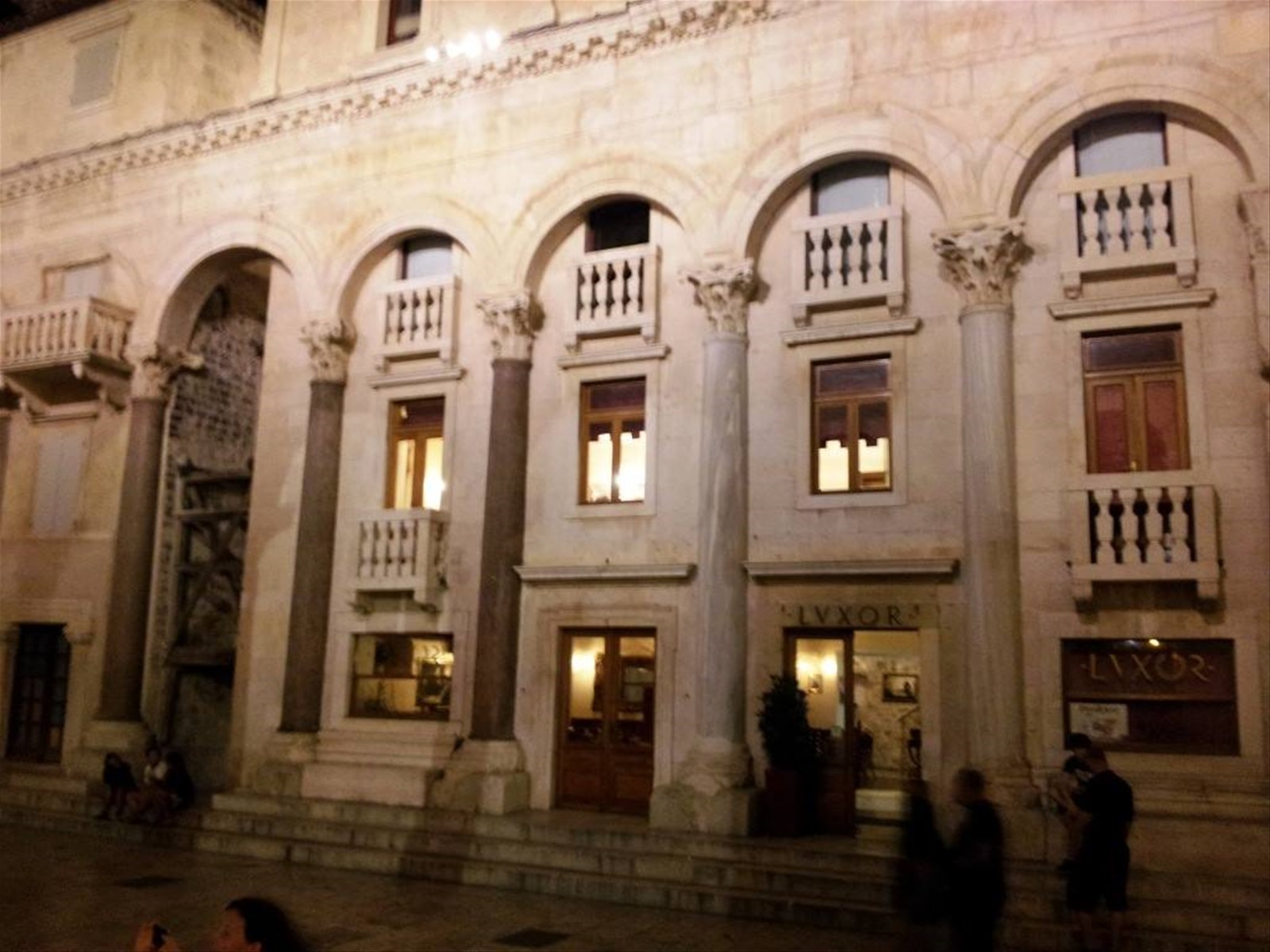 Spalato by night