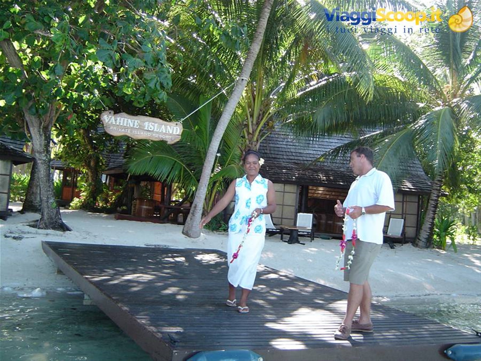 Vahine Island