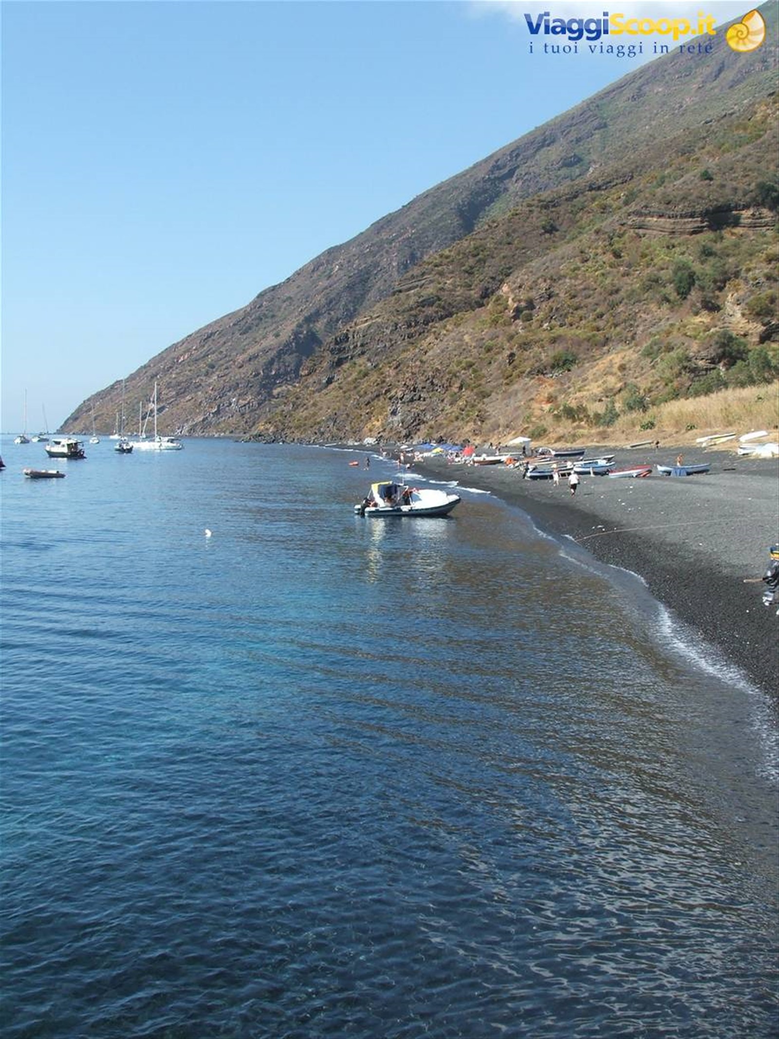 Stromboli,spiaggia...assolutamente vulcanica !!
