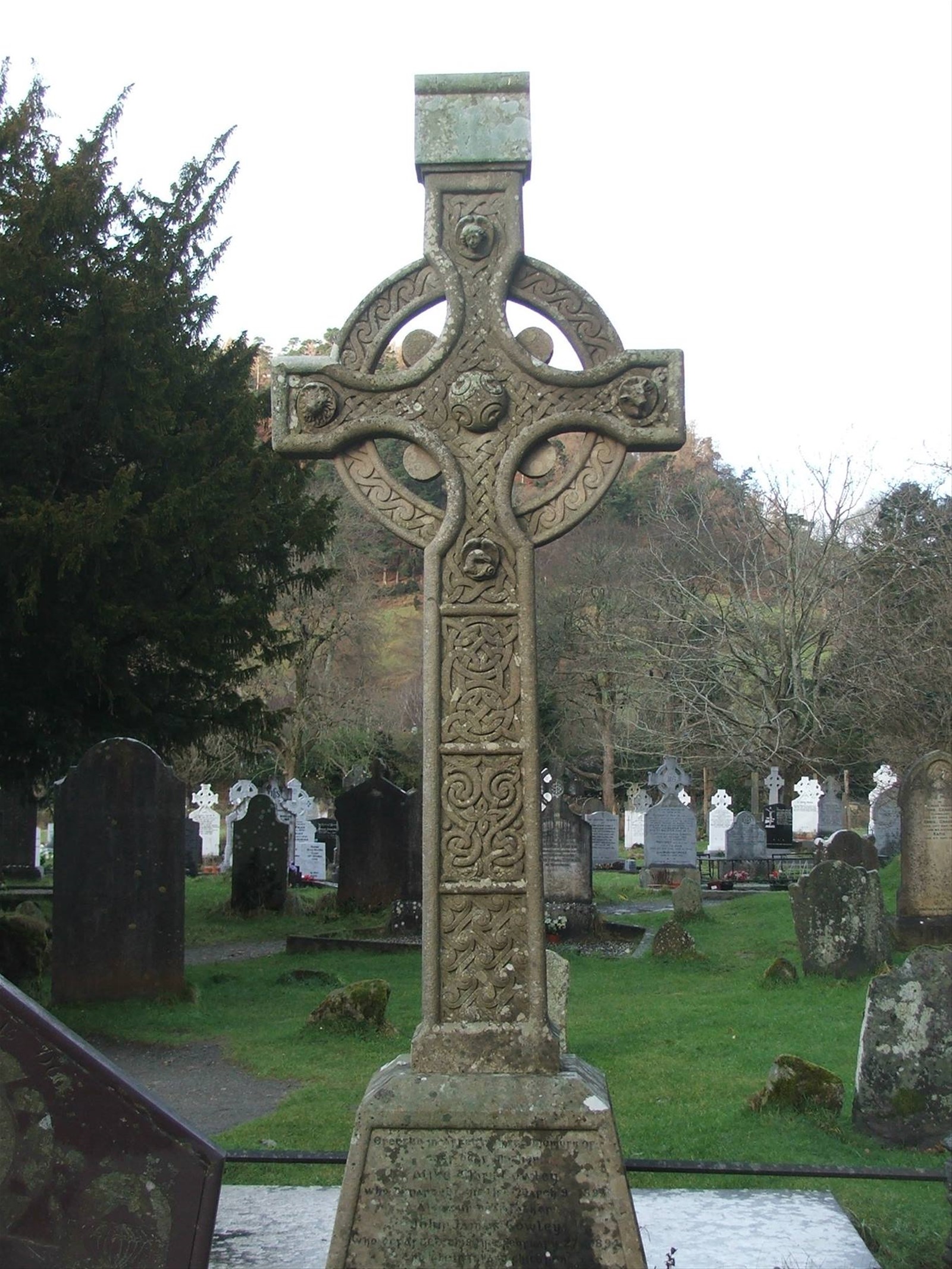 Glendalough,cimitero celtico di St.Kevin