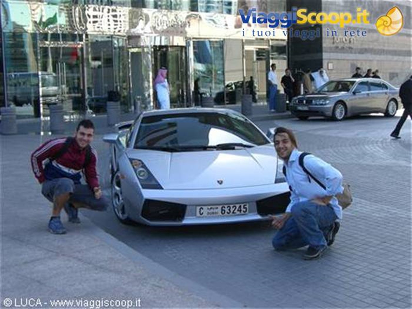 Emirates Towers...lamborghini...