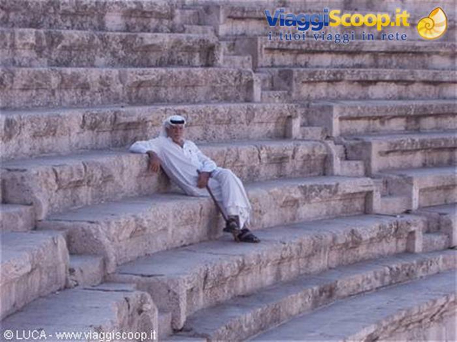 Locale nel teatro romano...