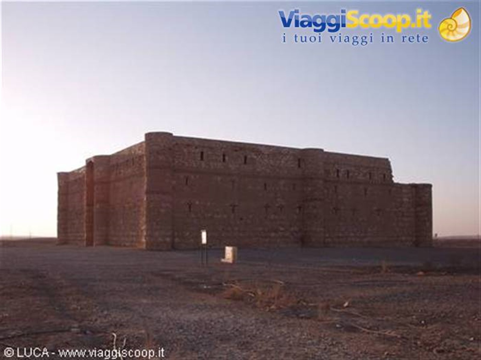 Tramonto sul castello Al-Kharana...
