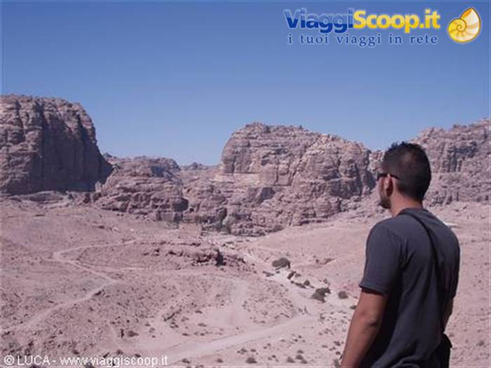 Vista valle città di Petra