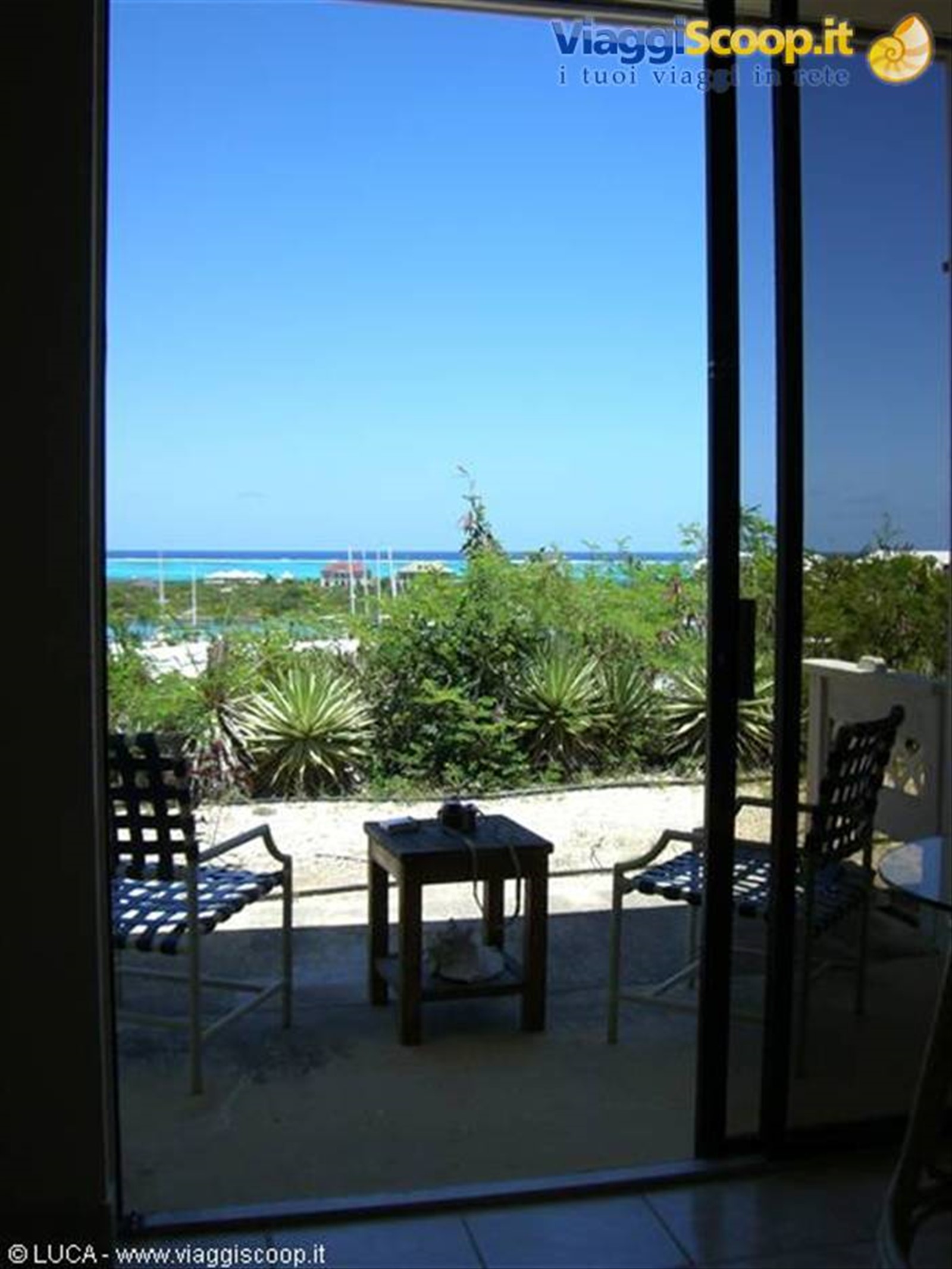 ...balcone hotel...