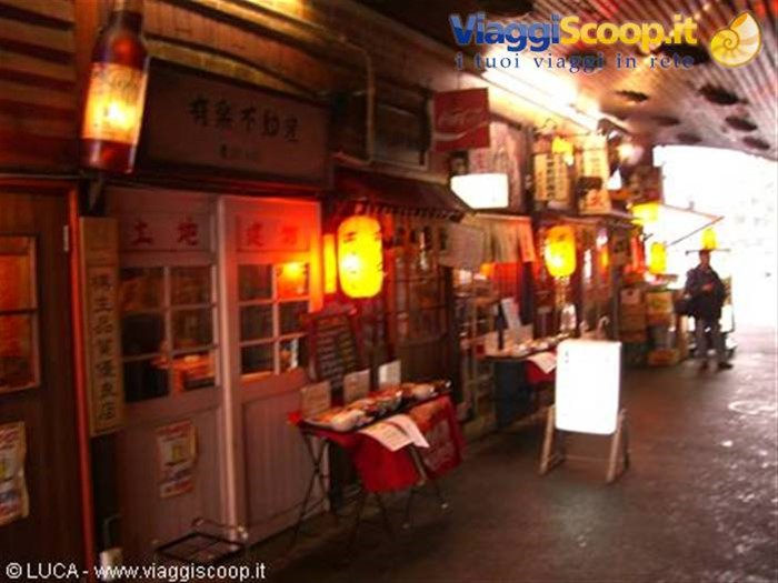 Tokyo...tipici ristorantini...