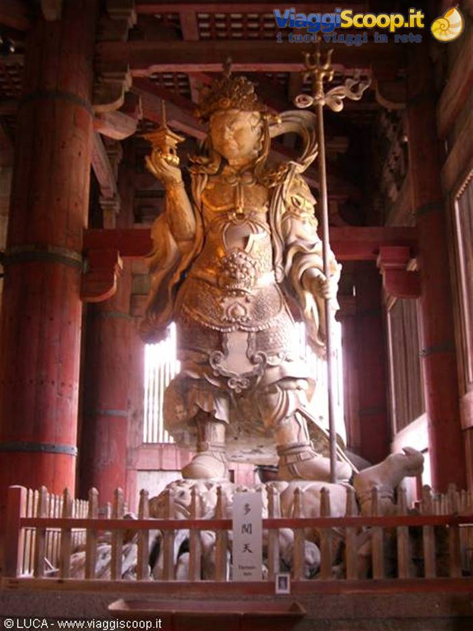 Nara - tempio Todai-Ji Nandai-Mon