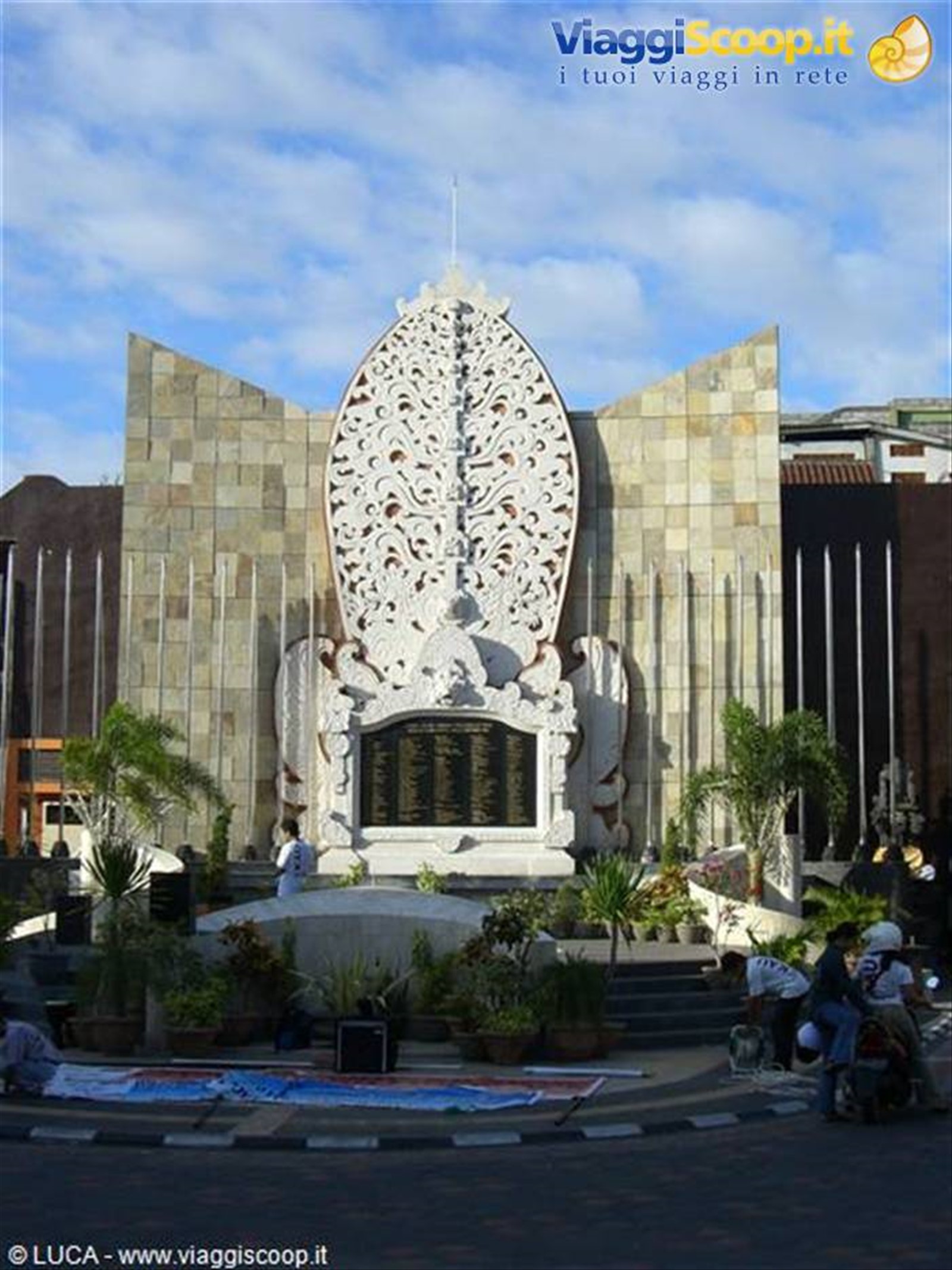 Kuta, Bali - Monumeto vittime attentato 2002