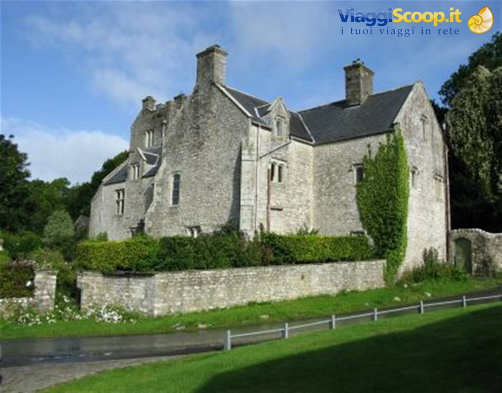 PLAS MAWR