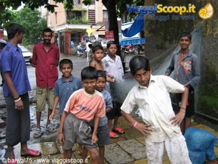 piccoli pescatori a mumbay