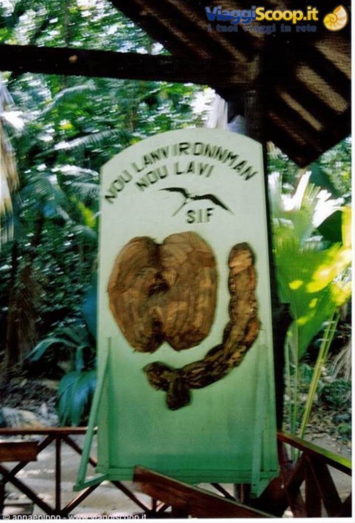 LA FORESTA DE MAY,PRASLIN