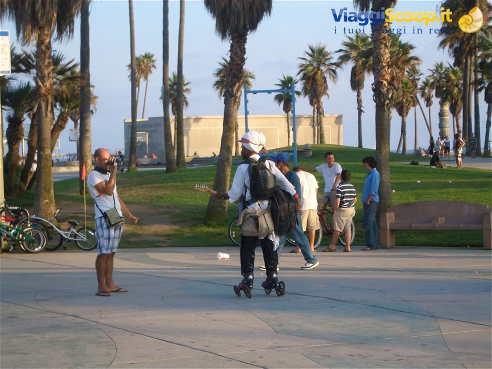 VENICE BEACH,OCEAN FRONT WALK