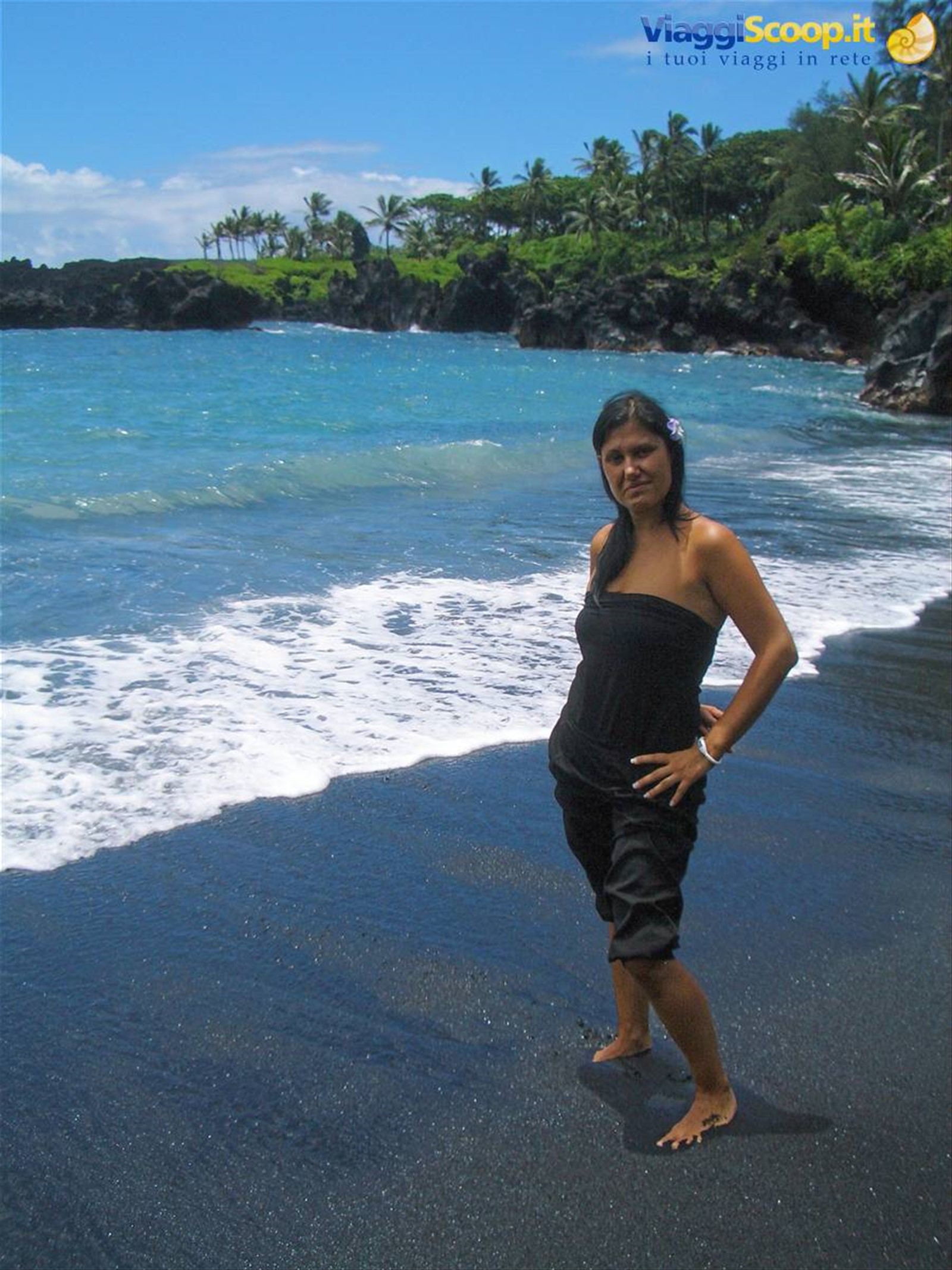IO A WAIANAPANAPA, BLACK BEACH