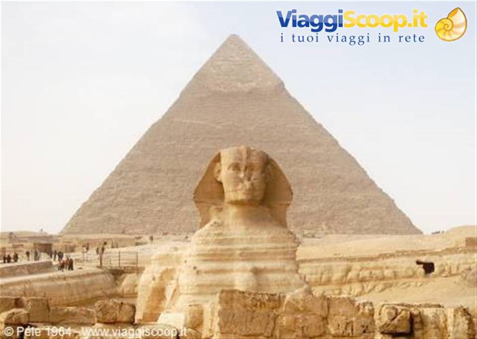 la Sfinge con la Piramide di Chefren