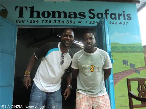 JALY E THOMAS E LA SUA AGENZIA DI SAFARI