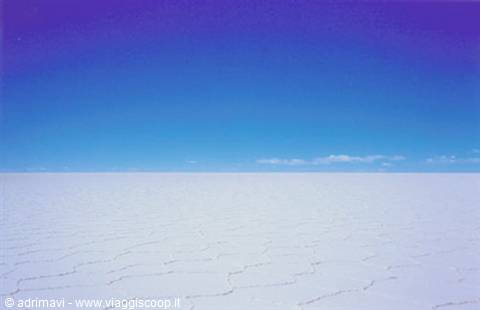 in mezzo al salar de Uyuni