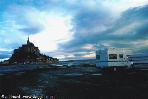 notte a Mont-Saint-Michel