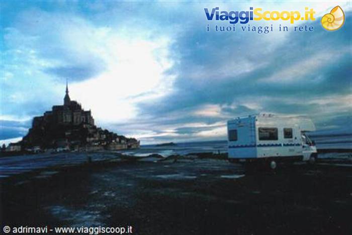 notte a Mont-Saint-Michel
