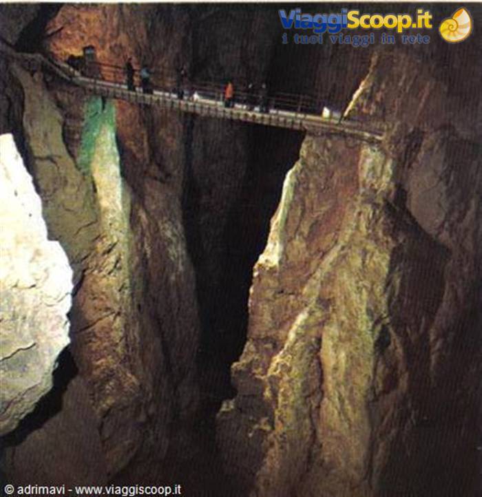 Sezana - grotte di San Canziano