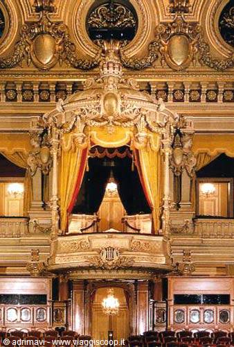 interno del teatro - Montecarlo