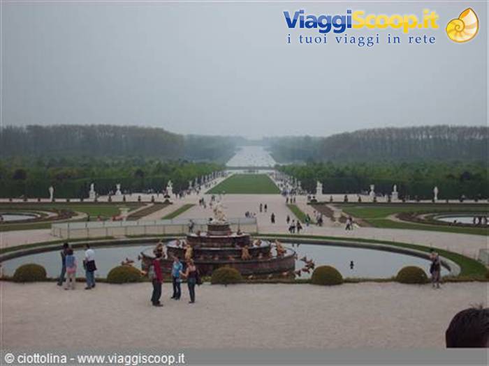 VERSAILLES