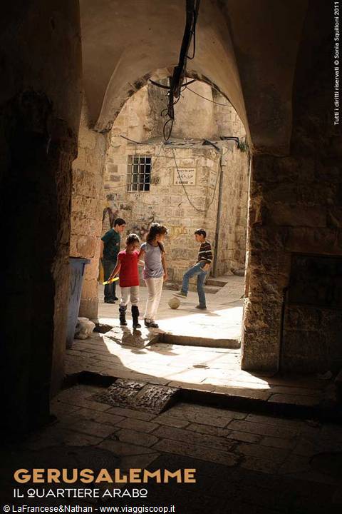 Gerusalemme, bambini nel quartiere arabo
