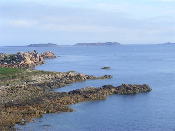 TREGASTEL-PLAGE