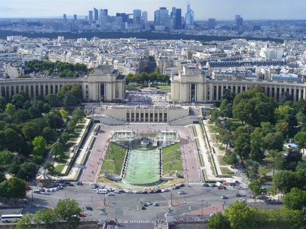 PARIGI DALL'ALTO